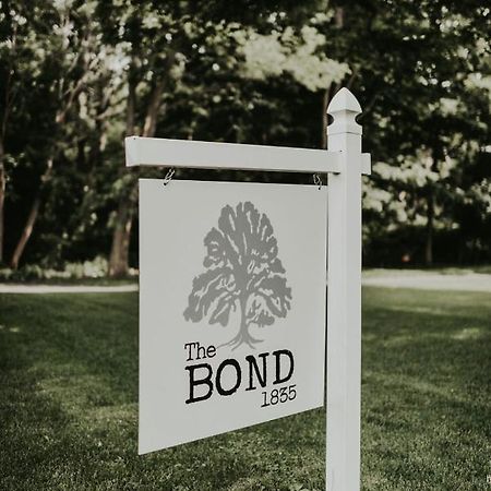 The Bond 1835 Hotel Skaneateles Exterior photo