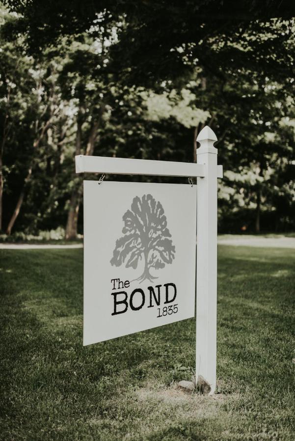 The Bond 1835 Hotel Skaneateles Exterior photo